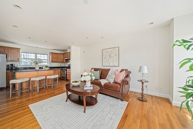 184 Washington St unit 8, Quincy, MA 02169 - photo 5