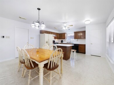 7875 Sawmill Trail, Houston, TX 77040 - photo 7