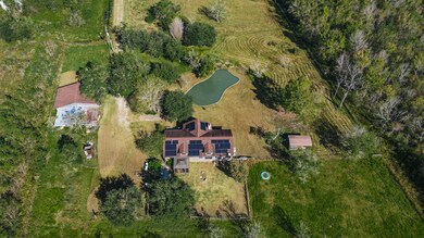 4821 County Road 424 unit 1, Alvin, TX 77511 - photo 2