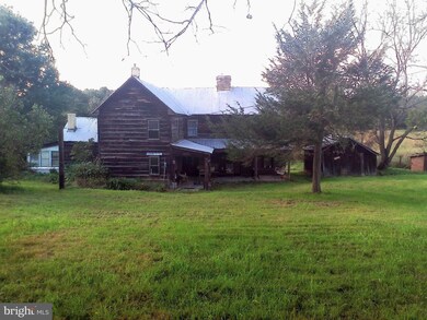 1649 S Timber Ridge Rd, Cross Junction, VA 22625 - photo 7