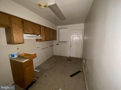 632 Denison St, Baltimore, MD 21229 - photo 7