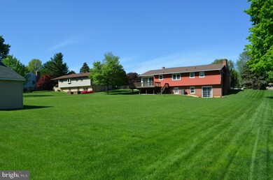 109 Roosevelt Rd, Sykesville, MD 21784 - photo 2