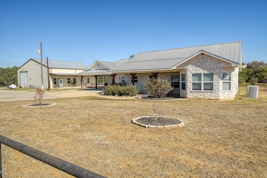 603 Watterson Rd unit B and C, Bastrop, TX 78602 - photo 4