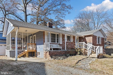 408 Hillsmere Dr, Annapolis, MD 21403 - photo 3