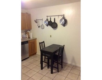 19 Hunting St unit 19-1, Cambridge, MA 02141 - photo 2