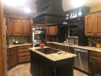 712 Lakeview Crossing, Cape Girardeau, MO 63701 - photo 5