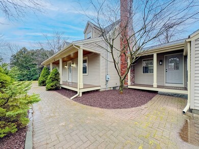 878 S Main St, Bellingham, MA 02019 - photo 3