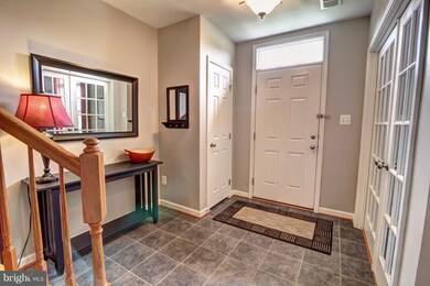 42925 Edgewater St, Chantilly, VA 20152 - photo 2