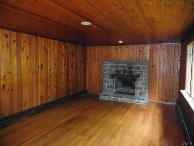 111 Sleepy Hollow Rd, Bath, PA 18014 - photo 3