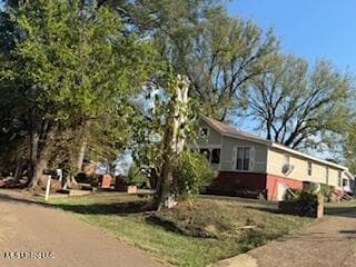 205 Parker St, Duck Hill, MS 38925 - photo 2