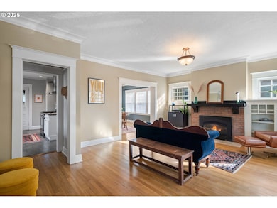 3851 SE Morrison St, Portland, OR 97214 - photo 4