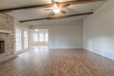 1117 Willowcreek Rd, Cleburne, TX 76033 - photo 5