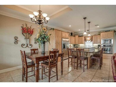 Breakfast Area. Spacious