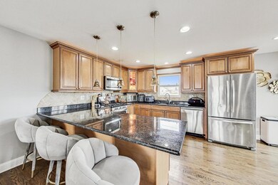 7316 Palma Ln, Morton Grove, IL 60053 - photo 6