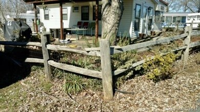 102 Cardinal Ave, Troy, NC 27371 - photo 3