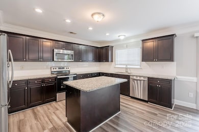 10402 Cullen Ct, Charlotte, NC 28278 - photo 7