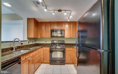 The Crescent unit 808, Silver Spring, MD 20910 - photo 5