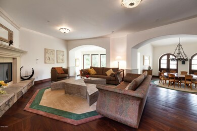 630_cordillera_way_interior_living_b