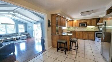 25 West St, Foxboro, MA 02035 - photo 4