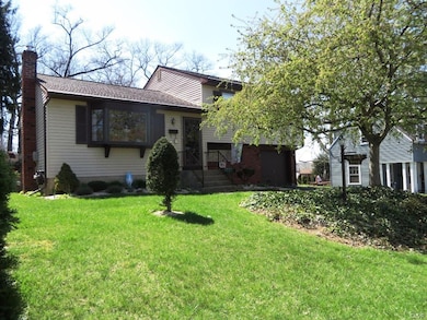 2448 S Law St, Allentown, PA 18103 - photo 2