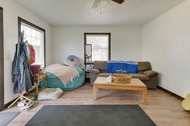 234 SW 4th St
