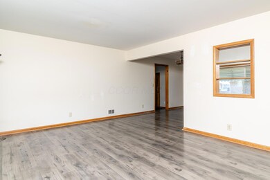 3140 Kingston Ave, Grove City, OH 43123 - photo 2