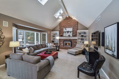 907 Rock Spring Rd, Naperville, IL 60565 - photo 5