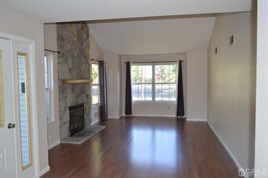 20 Heather Ct, Monmouth Junction, NJ 08852 - photo 3