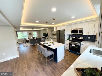 3817 Stokes Dr, Baltimore, MD 21229 - photo 6