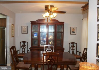 862 Quince Orchard Blvd unit P1, Gaithersburg, MD 20878 - photo 6