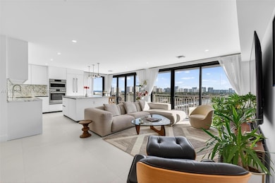 Pilot House Condominiums unit 918, Fort Lauderdale, FL 33308 - photo 7