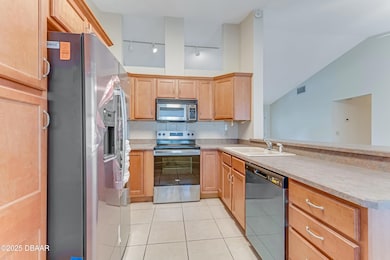 100 Belvedere Ln, Palm Coast, FL 32137 - photo 3