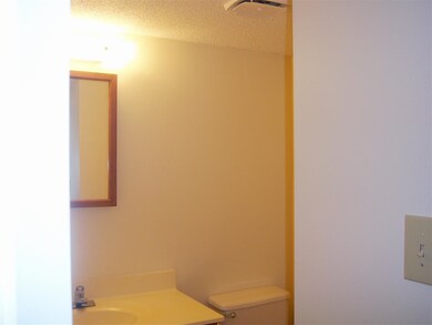 2466 Northwoods Dr, Jacksonville, NC 28540 - photo 5