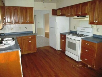 560 Forest Cir, Algonquin, IL 60102 - photo 2