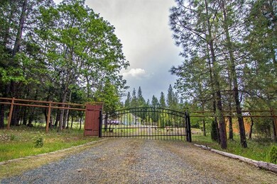 3999 Pleasant Creek Rd, Rogue River, OR 97537 - photo 2