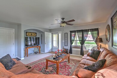 Living Room (2)