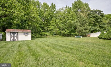 15 Bell Ln, Burlington, NJ 08016 - photo 2