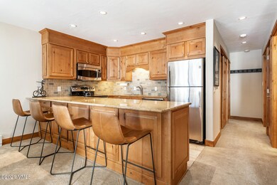 Vail Racquet Club 15#7 MLS-12