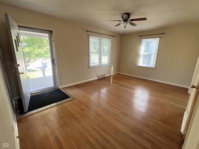 406 N 11th Ave, Beech Grove, IN 46107 - photo 4