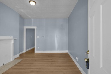 5-web-or-mls-1173-1175-e-rich-st