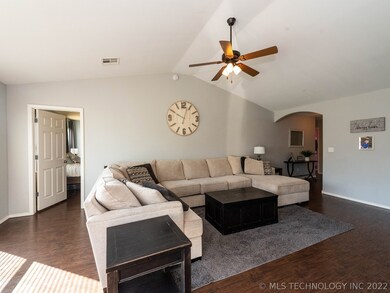 4313 N 33rd St, Broken Arrow, OK 74014 - photo 5