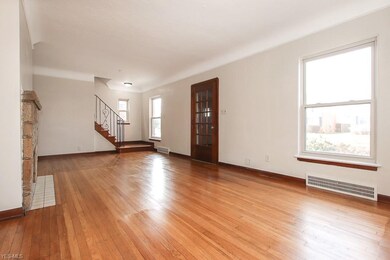 5227 Philip Ave, Maple Heights, OH 44137 - photo 4