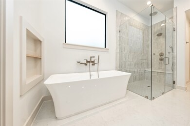 1705 Chantilly Ln, Houston, TX 77018 - photo 6