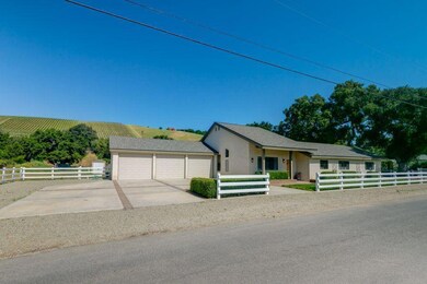 81 Grapevine Road Oak View Home for Sale