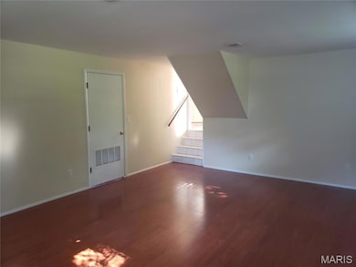 329 Nantucket Dr, Ballwin, MO 63011 - photo 7