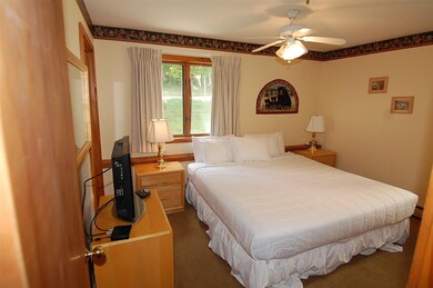 10 Ober Tal Dr unit B-14, Stratton, VT 05360 - photo 4