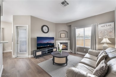 1620 Davilla St unit 202, Las Vegas, NV 89146 - photo 3