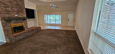 244 E Ridge St, Decatur, TX 76234 - photo 3