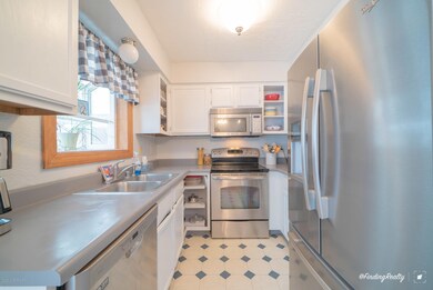 6101 Gross Dr-12