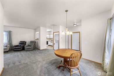 323 N Laventure Rd unit C, Mount Vernon, WA 98273 - photo 4